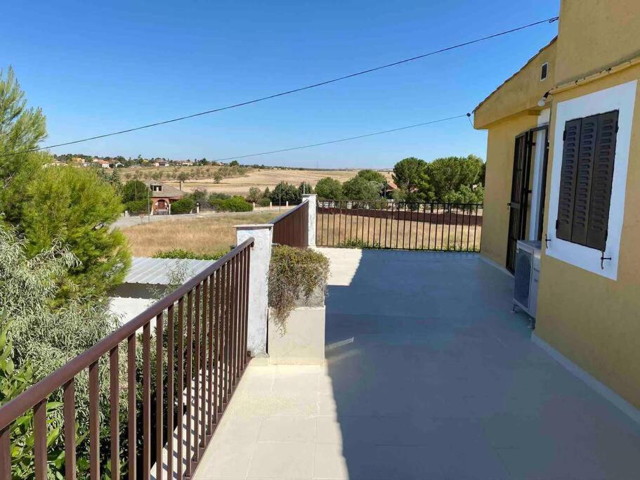 Finca Los Nardos De Miraltajo Colmenar de Oreja Extérieur photo